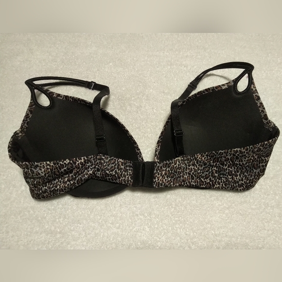 Victoria's Secret Sexy Little Things Bra - Picture 2 of 3